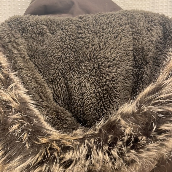 Jacket - Picture 5 of 9